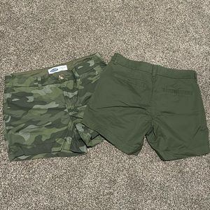 NWOT Old Navy Mid-rise Shorts
